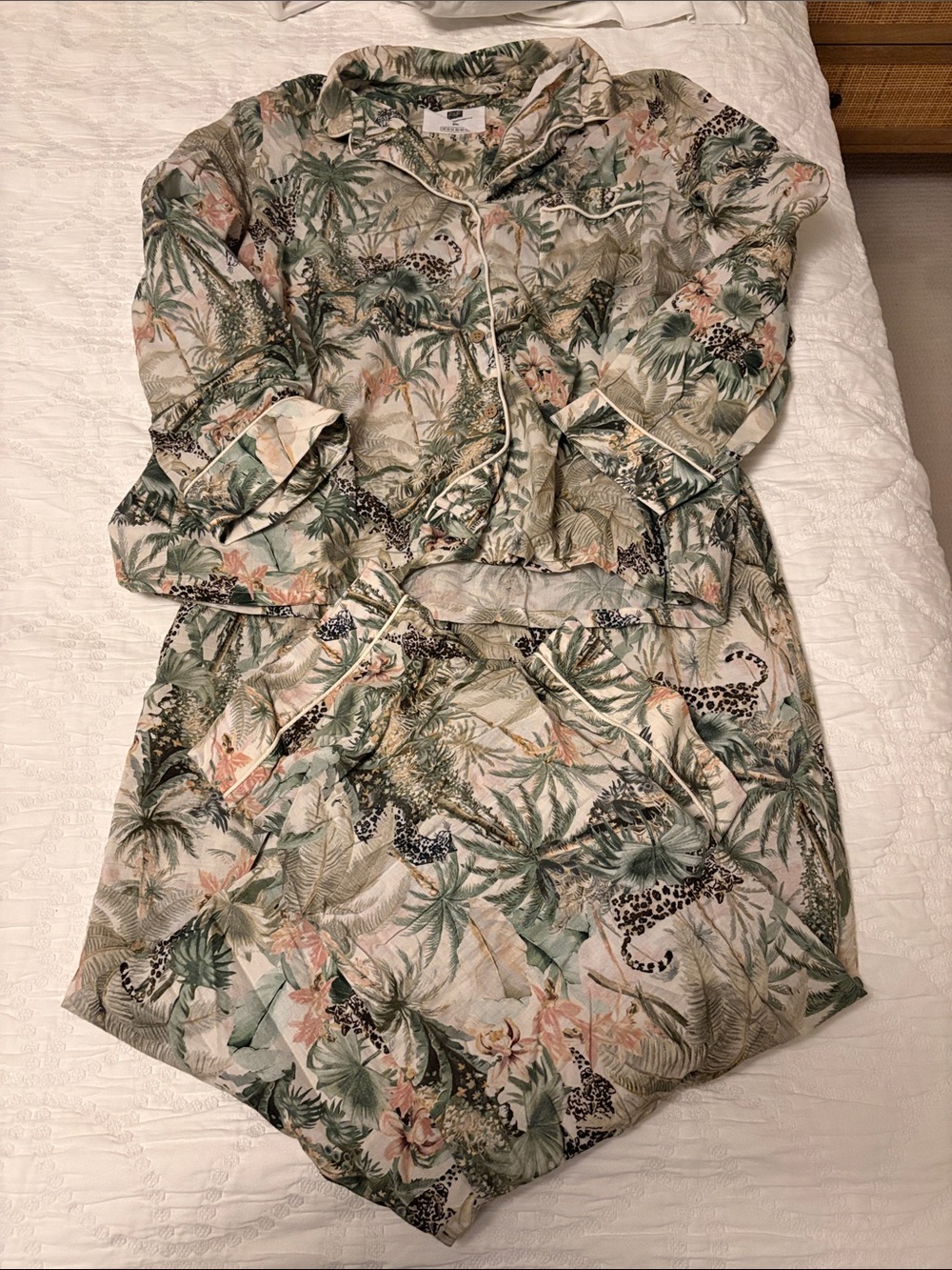 F&F Tropical jungle Floral & Leopard Print Pajama Set in Green and Cream